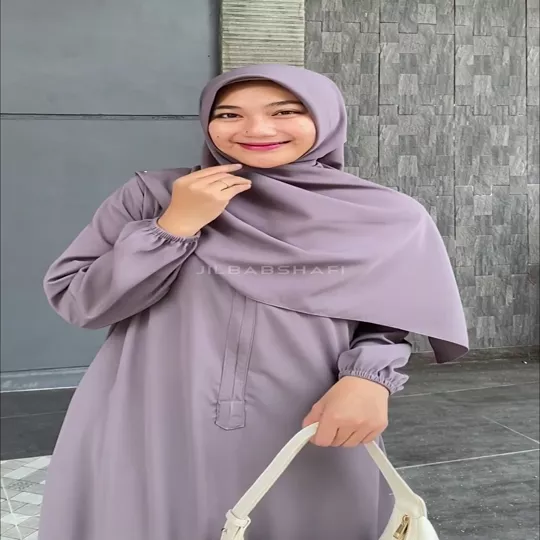 Video review Shira